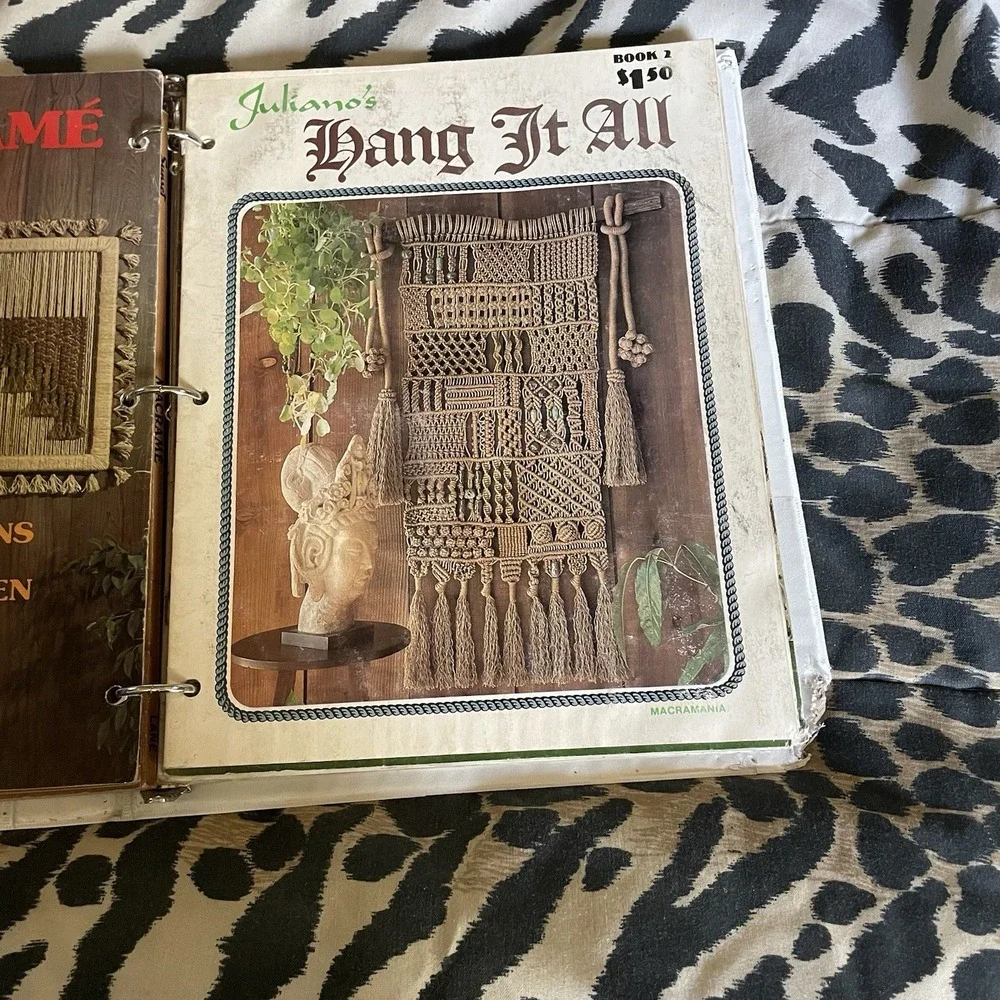 Binder Of‎ VINTAGE Macrame Patterns Instructions Guides